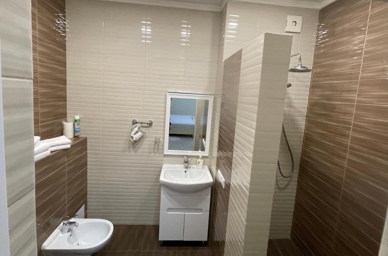 Lebediny Guest House Brest Dış mekan fotoğraf