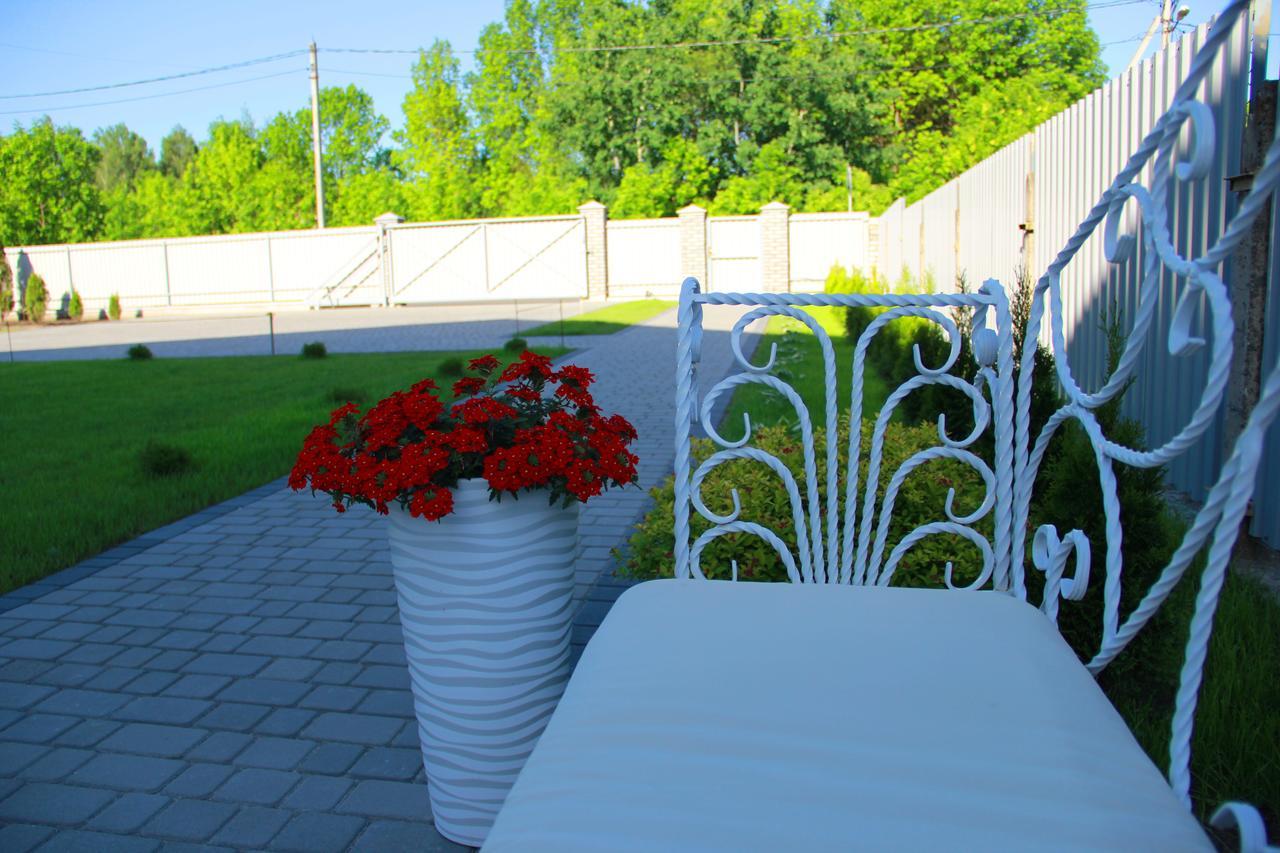 Lebediny Guest House Brest Dış mekan fotoğraf
